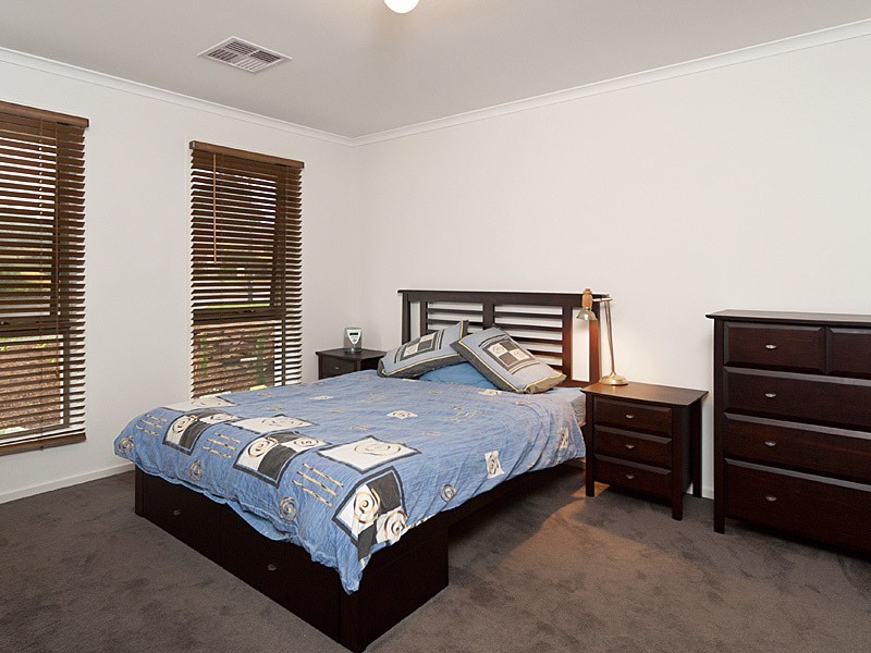 17 Hurling Drive, Mount Barker SA 5251