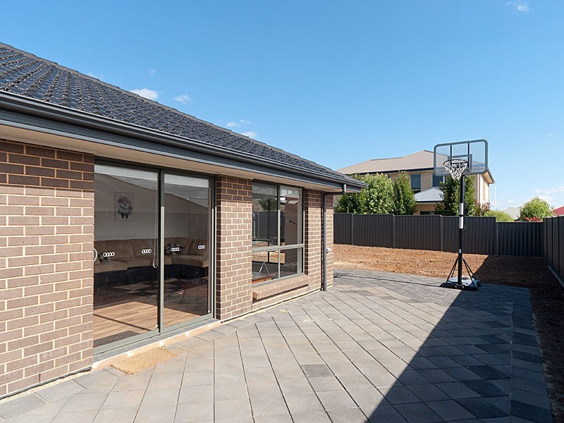 17 Hurling Drive, Mount Barker SA 5251
