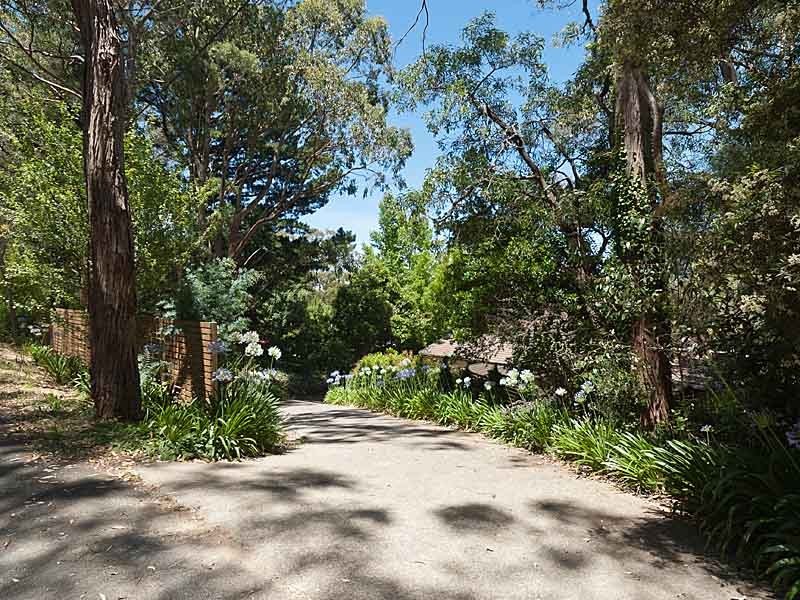 6 Hawker Road, Aldgate SA 5154