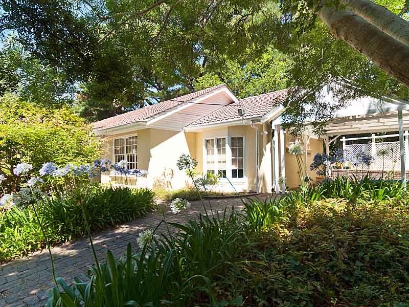 2 Turner Crescent, Stirling SA 5152