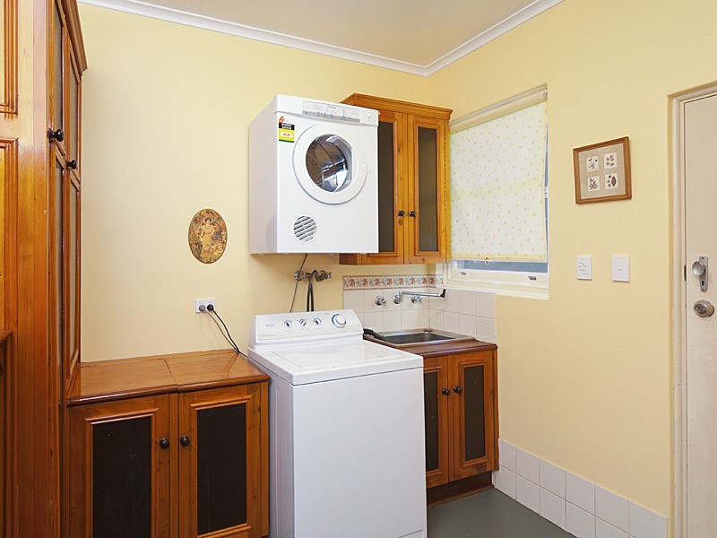 2 Turner Crescent, Stirling SA 5152