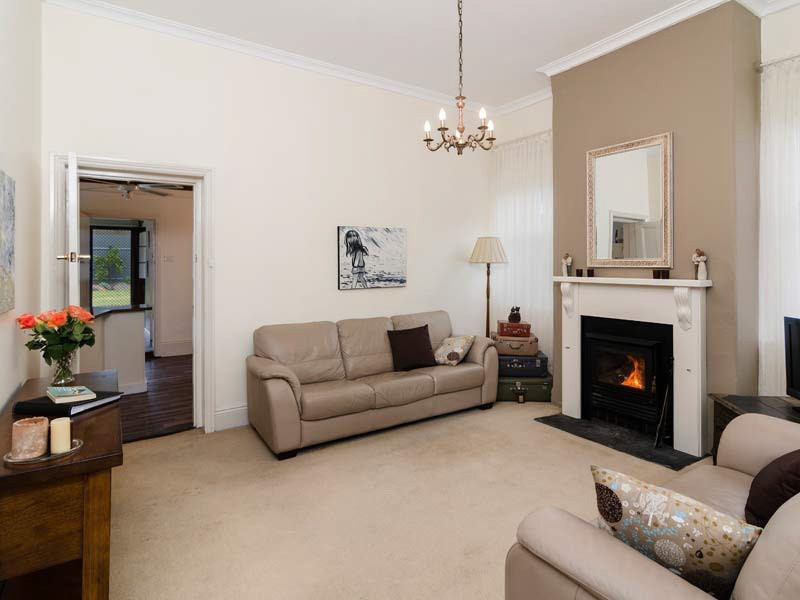 23 Hampden Road, Mount Barker SA 5251