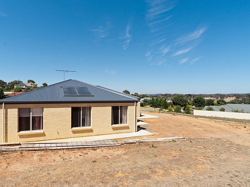 115 Burnbank Way, Mount Barker SA 5251