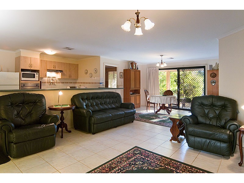 1 Fairfield Road, Mount Barker SA 5251