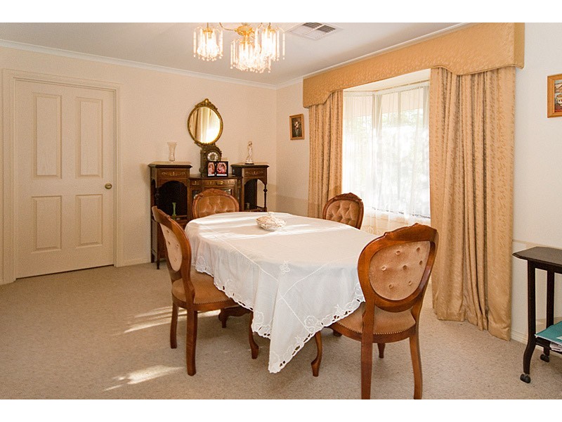 1 Fairfield Road, Mount Barker SA 5251