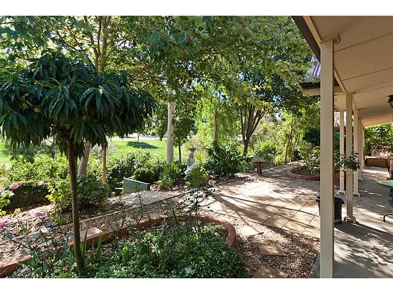 1 Fairfield Road, Mount Barker SA 5251