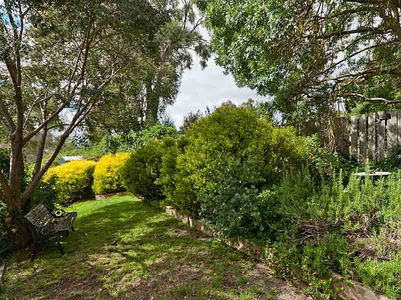 28 Fern Hill Road, Bridgewater SA 5155