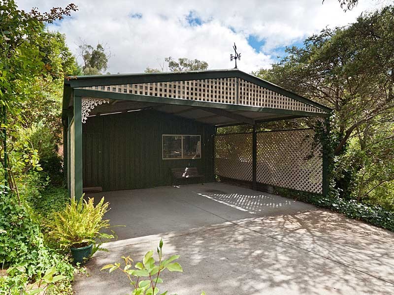 28 Fern Hill Road, Bridgewater SA 5155