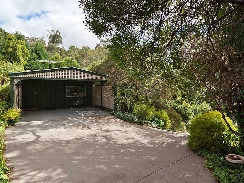 28 Fern Hill Road, Bridgewater SA 5155
