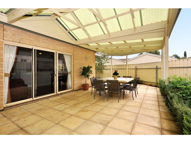 2 Estate Drive, Flagstaff Hill SA 5159