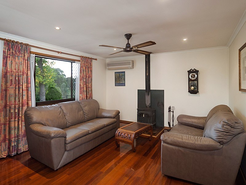 4 View Road, Woodside SA 5244