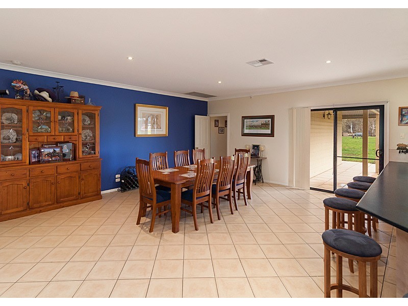 221 Brookman Road, Meadows SA 5201