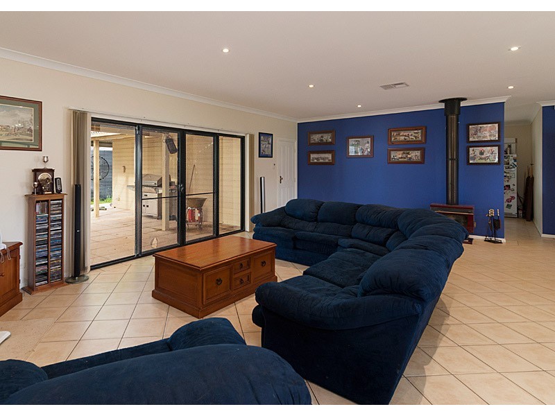 221 Brookman Road, Meadows SA 5201