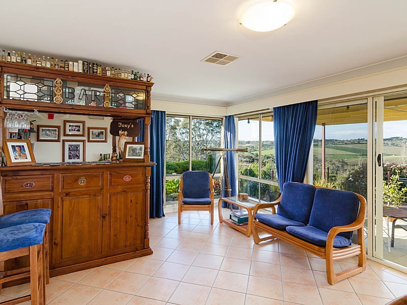 8 Schaefer Court, Mount Barker SA 5251
