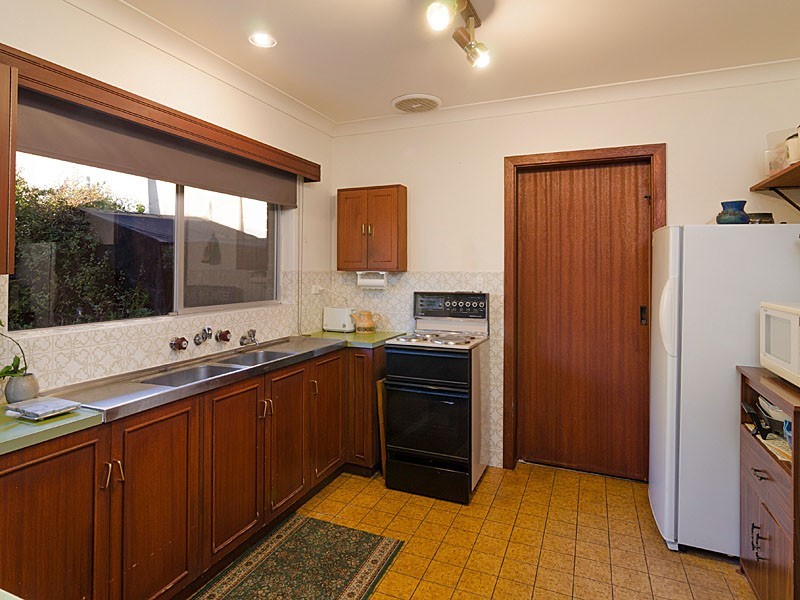 17 Collins Street, Hahndorf SA 5245