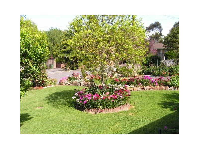 17 Collins Street, Hahndorf SA 5245