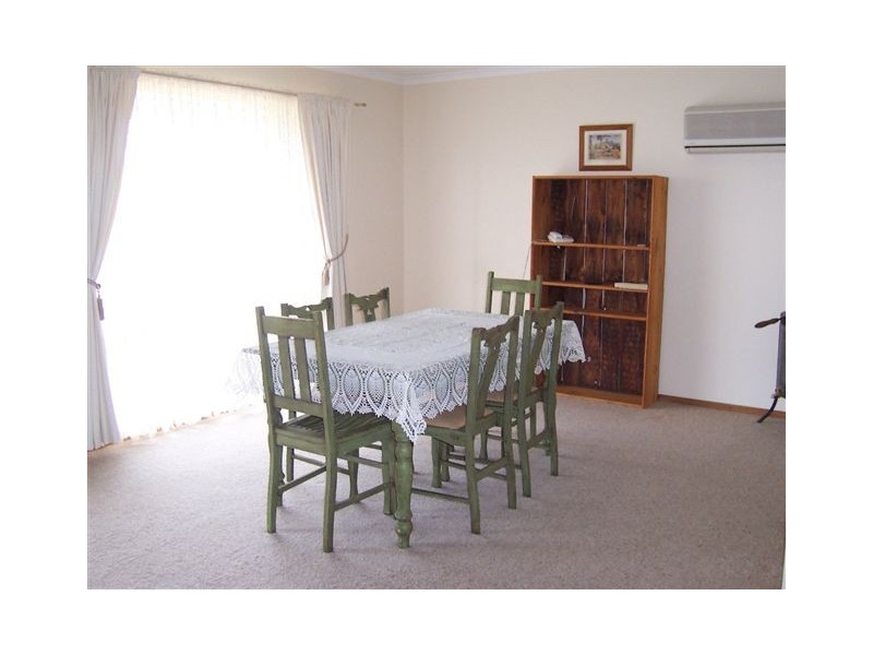 7 Cemetery Road, Callington SA 5254