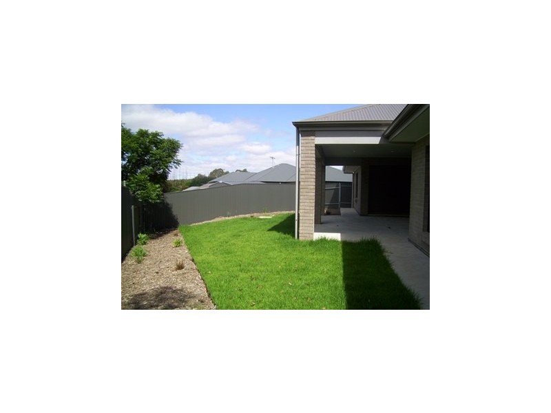 16 Duchess Court, Mount Barker SA 5251