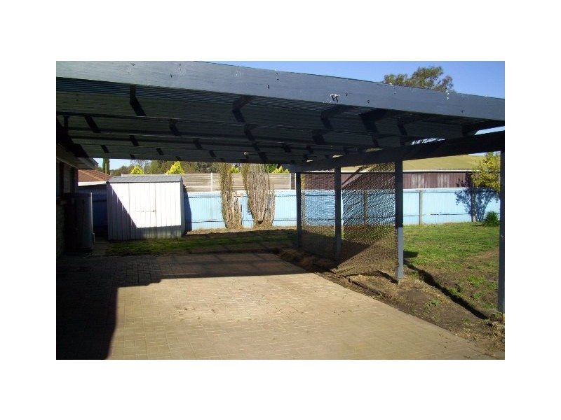 28 Lewis Avenue, Mount Barker SA 5251