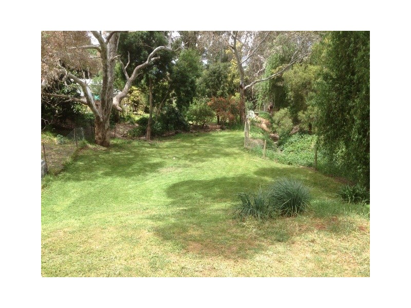 6 Vernon Street, Macclesfield SA 5153