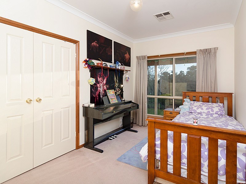8 Reuben Pope Court, Mount Barker SA 5251