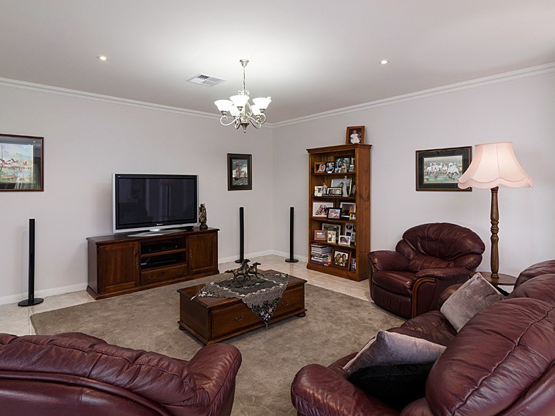 4 Catt Drive, Strathalbyn SA 5255