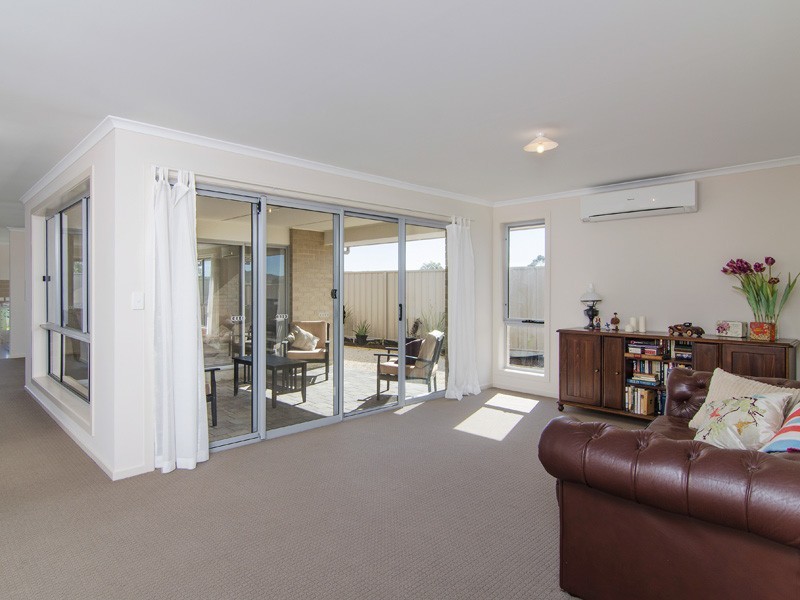 43 Belmont Crescent, Mount Barker SA 5251
