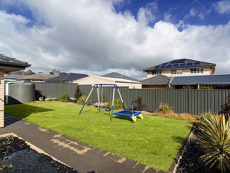 35 Hurling Drive, Mount Barker SA 5251