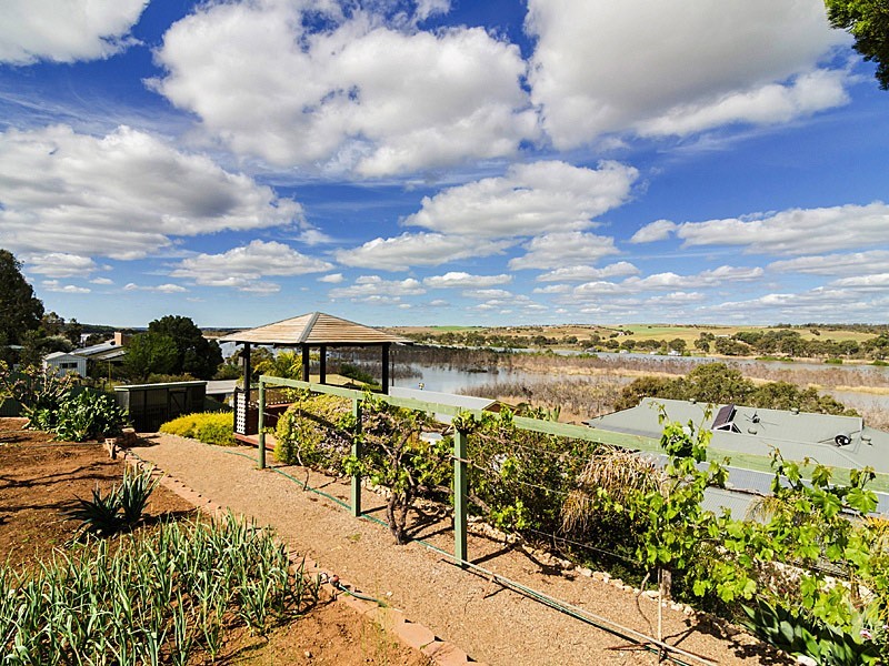 13 Purnong Road, Mannum SA 5238