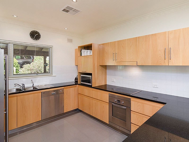 19 Forbes Road, Aldgate SA 5154