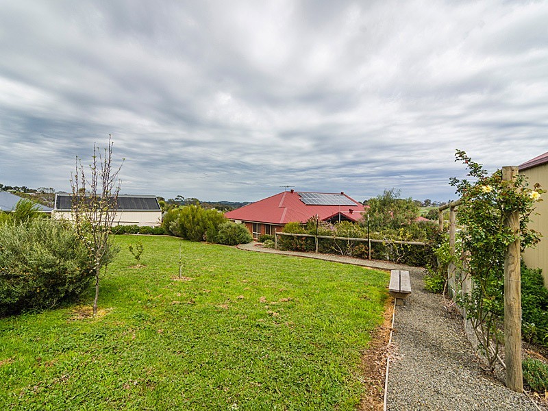 18 Barrow Court, Mount Barker SA 5251