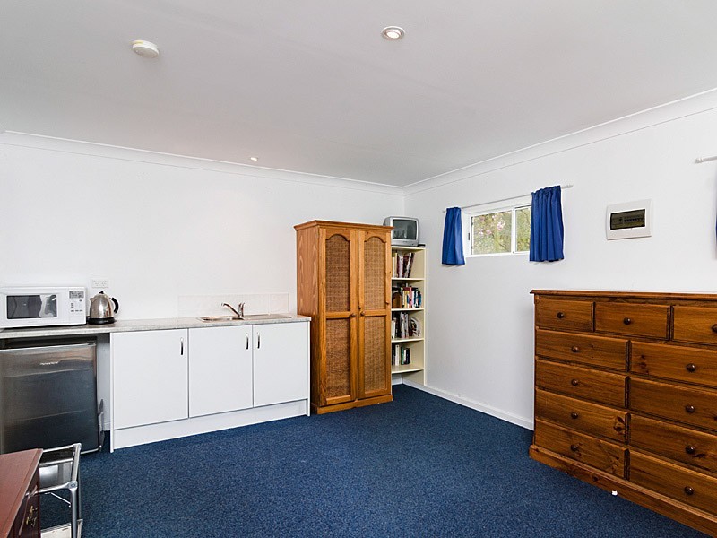 18 Lesley Crescent, Crafers SA 5152