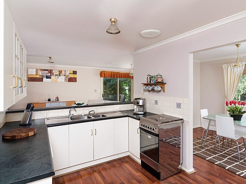 7 Thompson Court, Mount Barker SA 5251