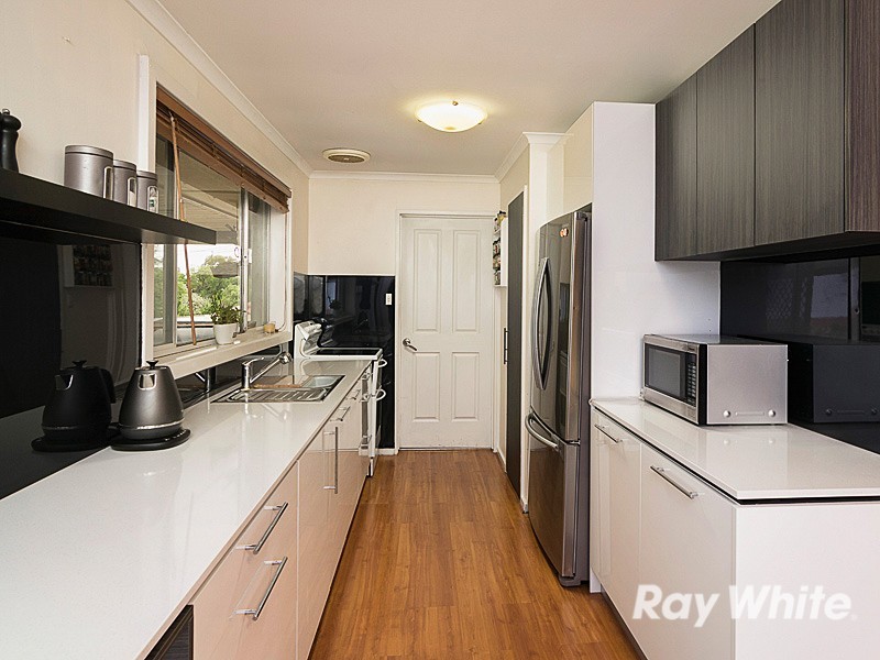 28 Manor Crescent, Mount Barker SA 5251