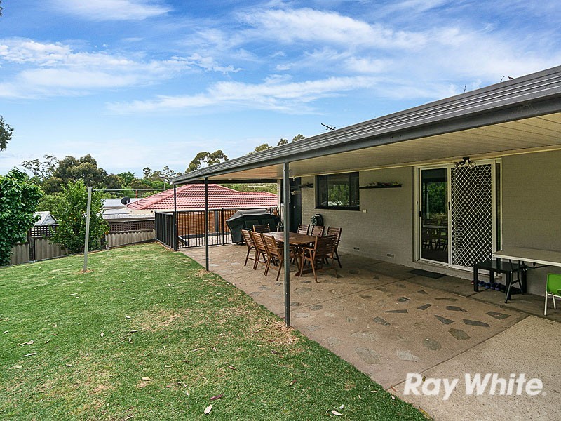 28 Manor Crescent, Mount Barker SA 5251