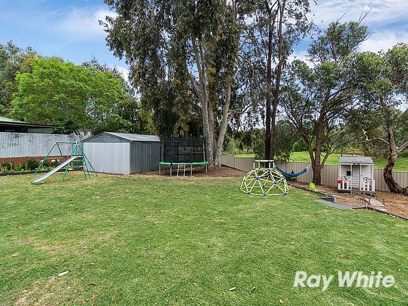 28 Manor Crescent, Mount Barker SA 5251