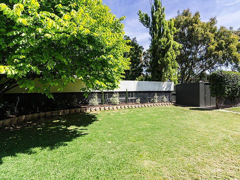4 Julie Street, Aberfoyle Park SA 5159