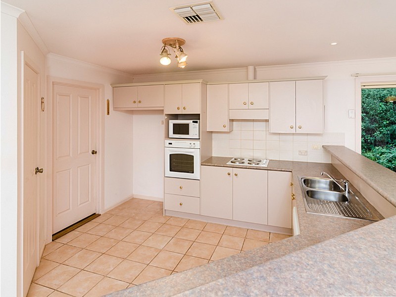 6 Burnbank Way, Mount Barker SA 5251