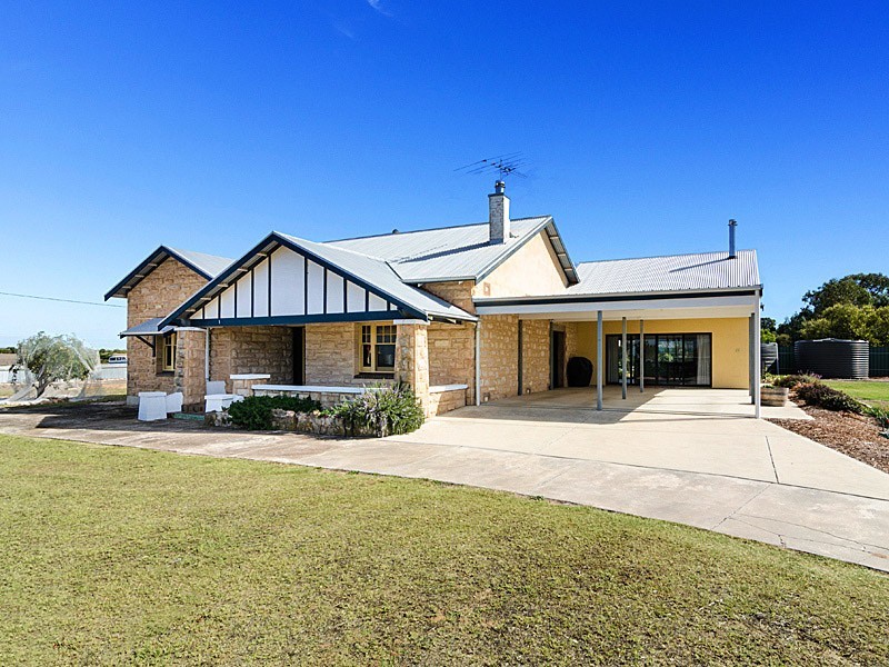 1 Chapel Street, Milang SA 5256