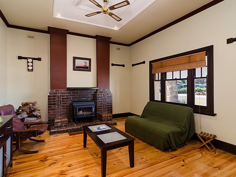 1 Chapel Street, Milang SA 5256