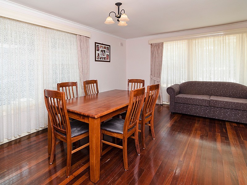 12 Daw Avenue, Mount Barker SA 5251