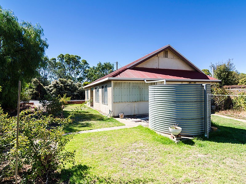 16 South Terrace, Strathalbyn SA 5255