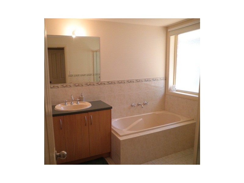 8/3 Victoria Road, Mount Barker SA 5251