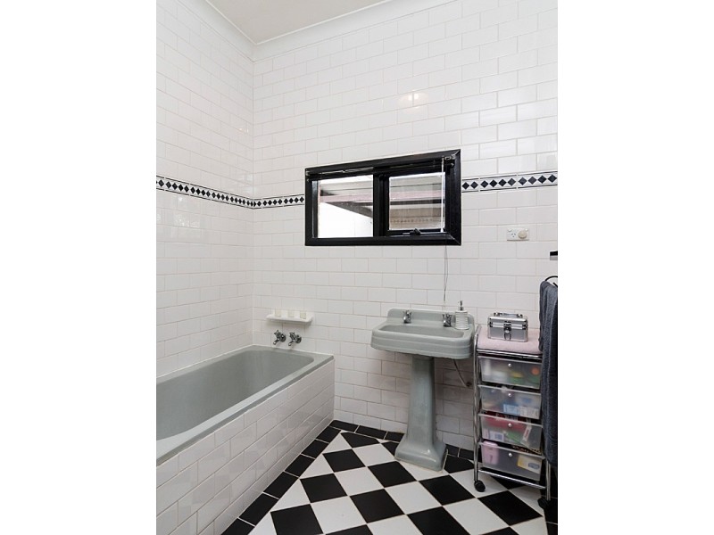 35 Orontes Avenue, Bridgewater SA 5155