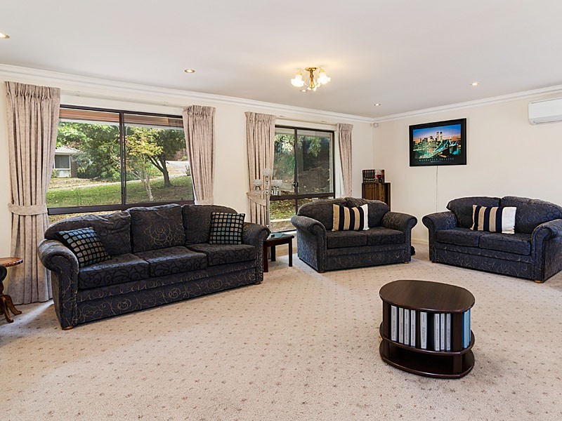 6 Hay Court, Mount Barker SA 5251