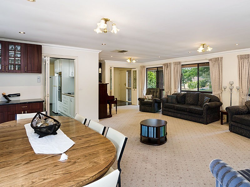 6 Hay Court, Mount Barker SA 5251