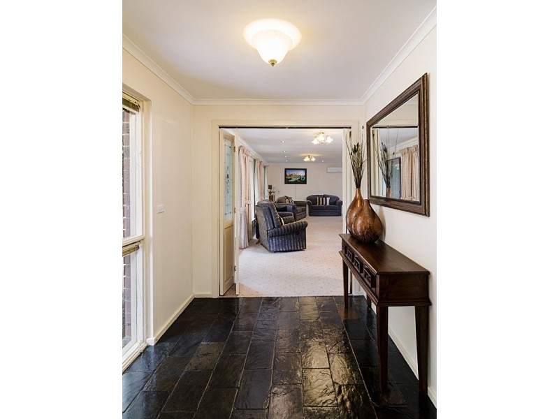 6 Hay Court, Mount Barker SA 5251