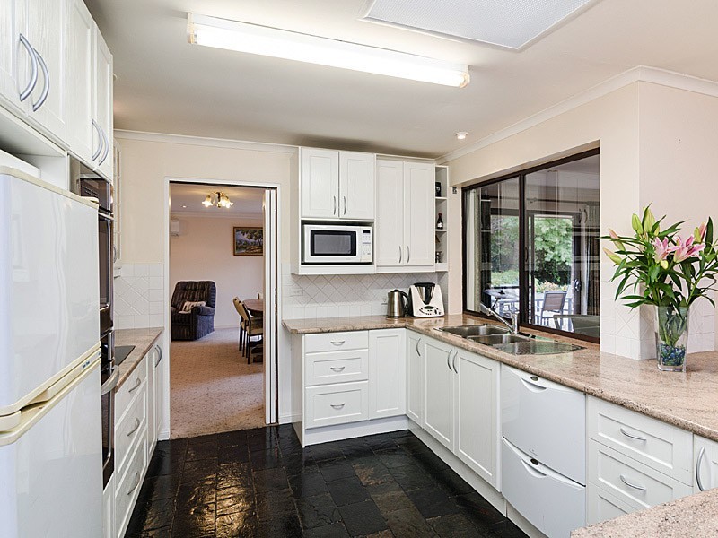 6 Hay Court, Mount Barker SA 5251