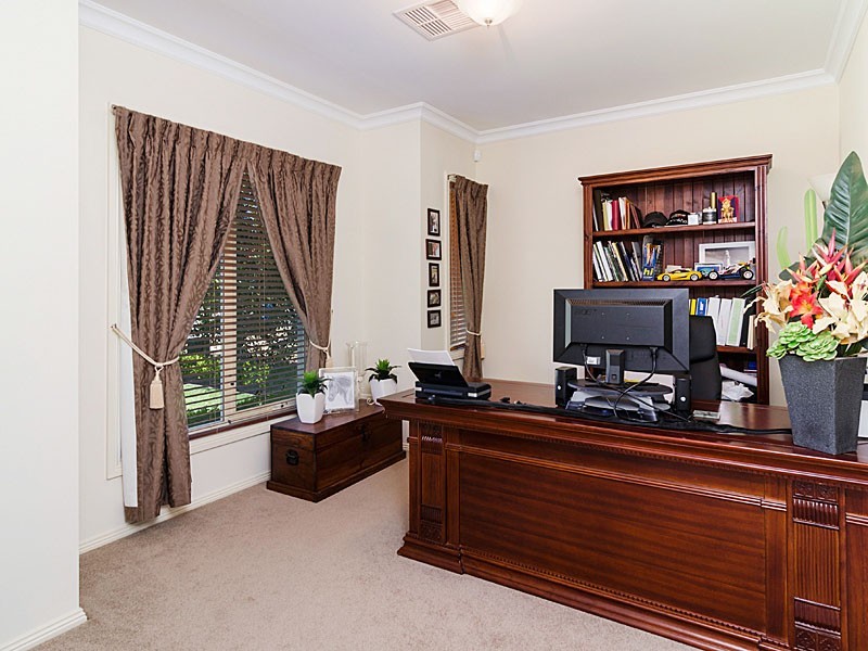 22 Scarborough Way, Mount Barker SA 5251