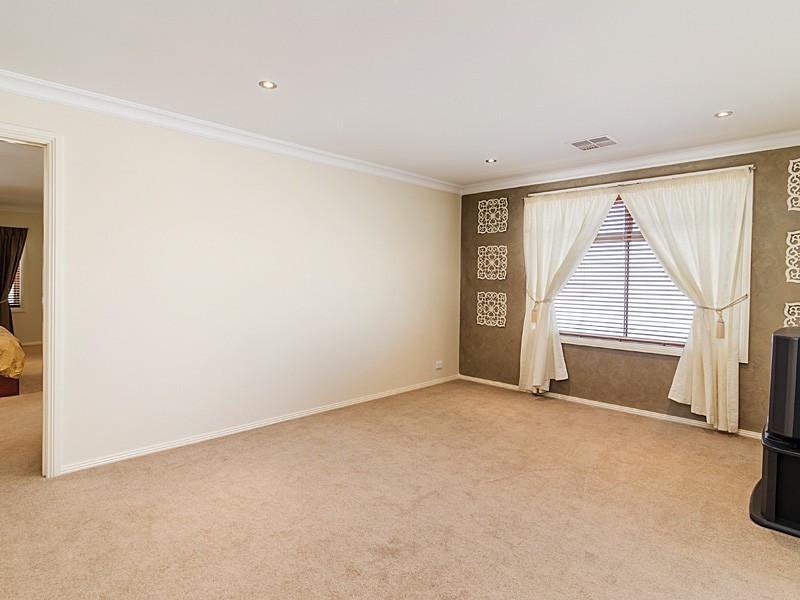 22 Scarborough Way, Mount Barker SA 5251